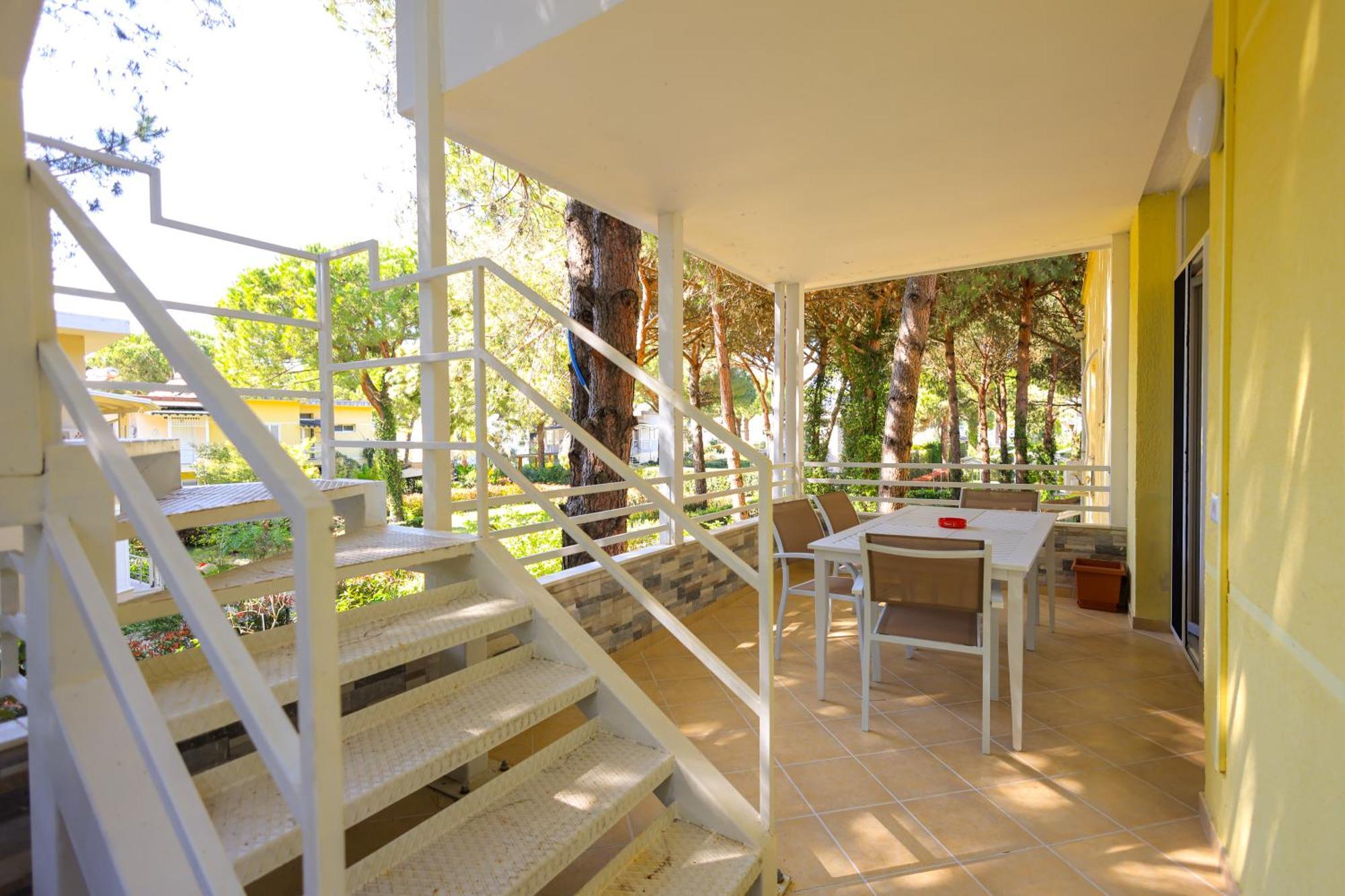 Grandstay Villa Perla Resort Dıraç Dış mekan fotoğraf