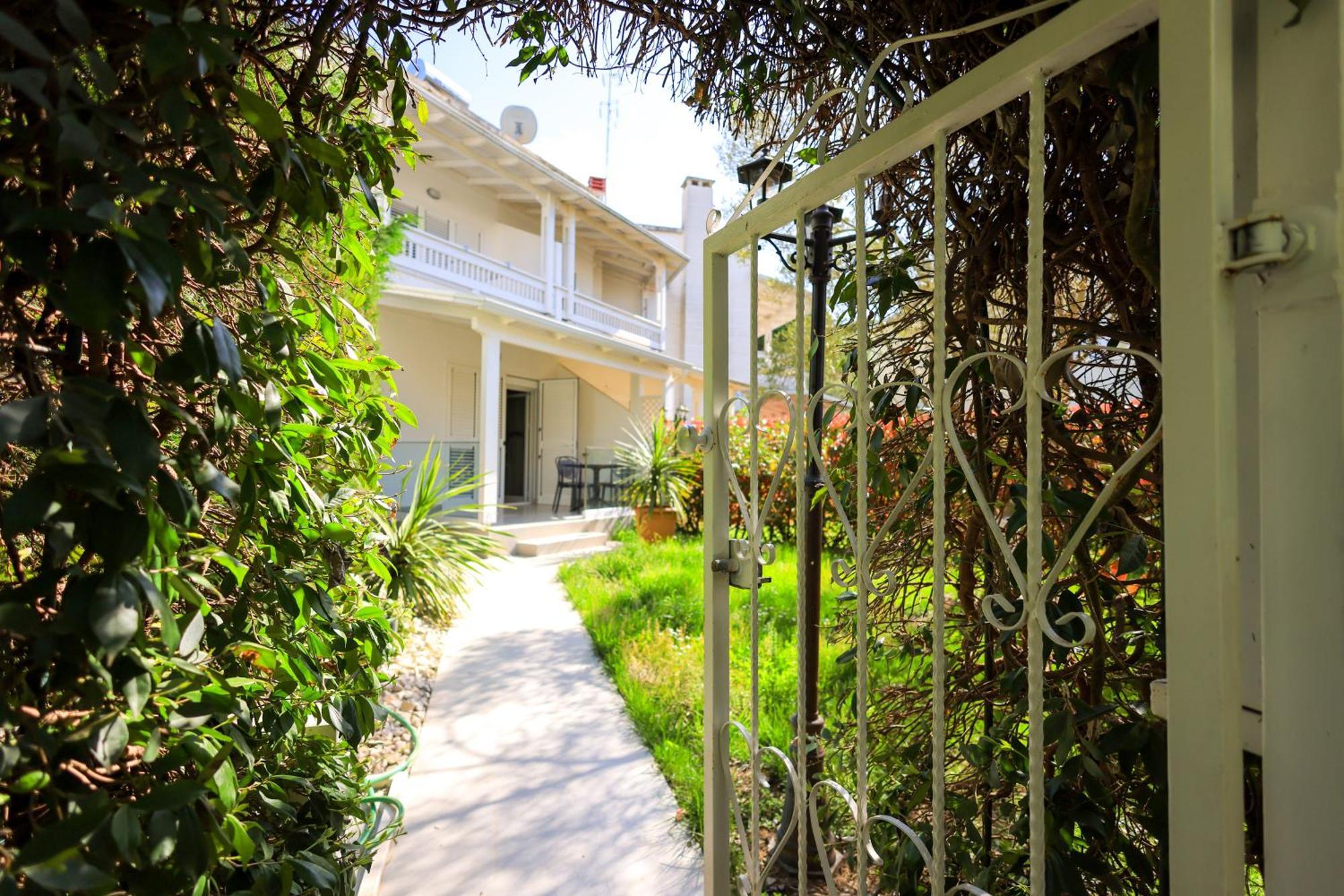 Grandstay Villa Perla Resort Dıraç Dış mekan fotoğraf